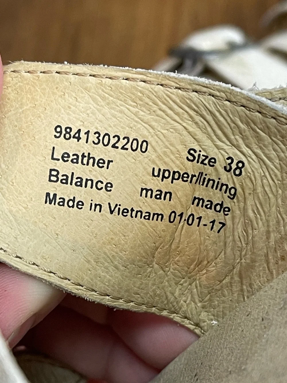 Dansko size 38 Sophie sandals cream with metallic gold burst print - Picture 8 of 9